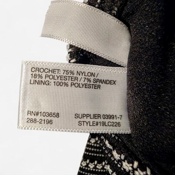 Liz Claiborne Black and White Striped Halter Tankini Swimsuit Top - Picture 6 of 6